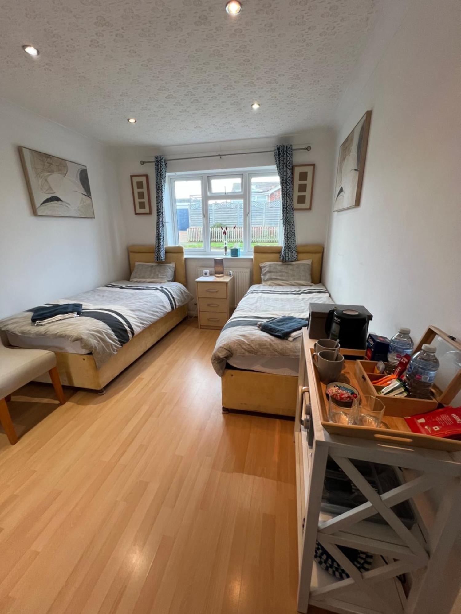 The Bungalow In Kettering Esterno foto