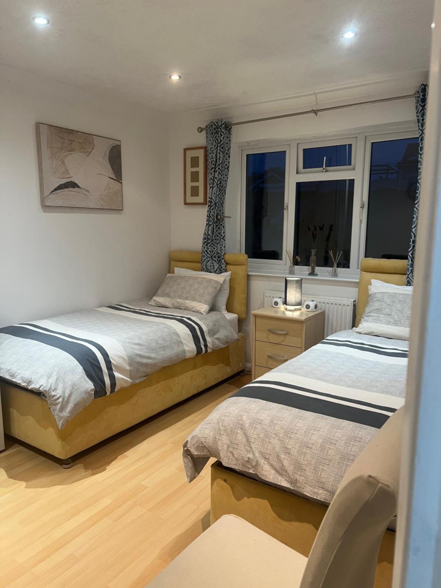 The Bungalow In Kettering Esterno foto